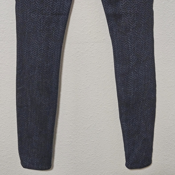 7 For All Mankind skinny jeans size 24 - Picture 10 of 16